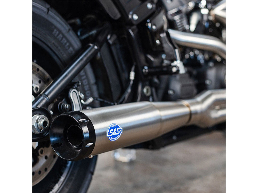 2-into-1 SuperStreet Exhaust – Stainless Steel with Black End Cap. Fits Softail 2018up Non-240 Rear Tyre Models